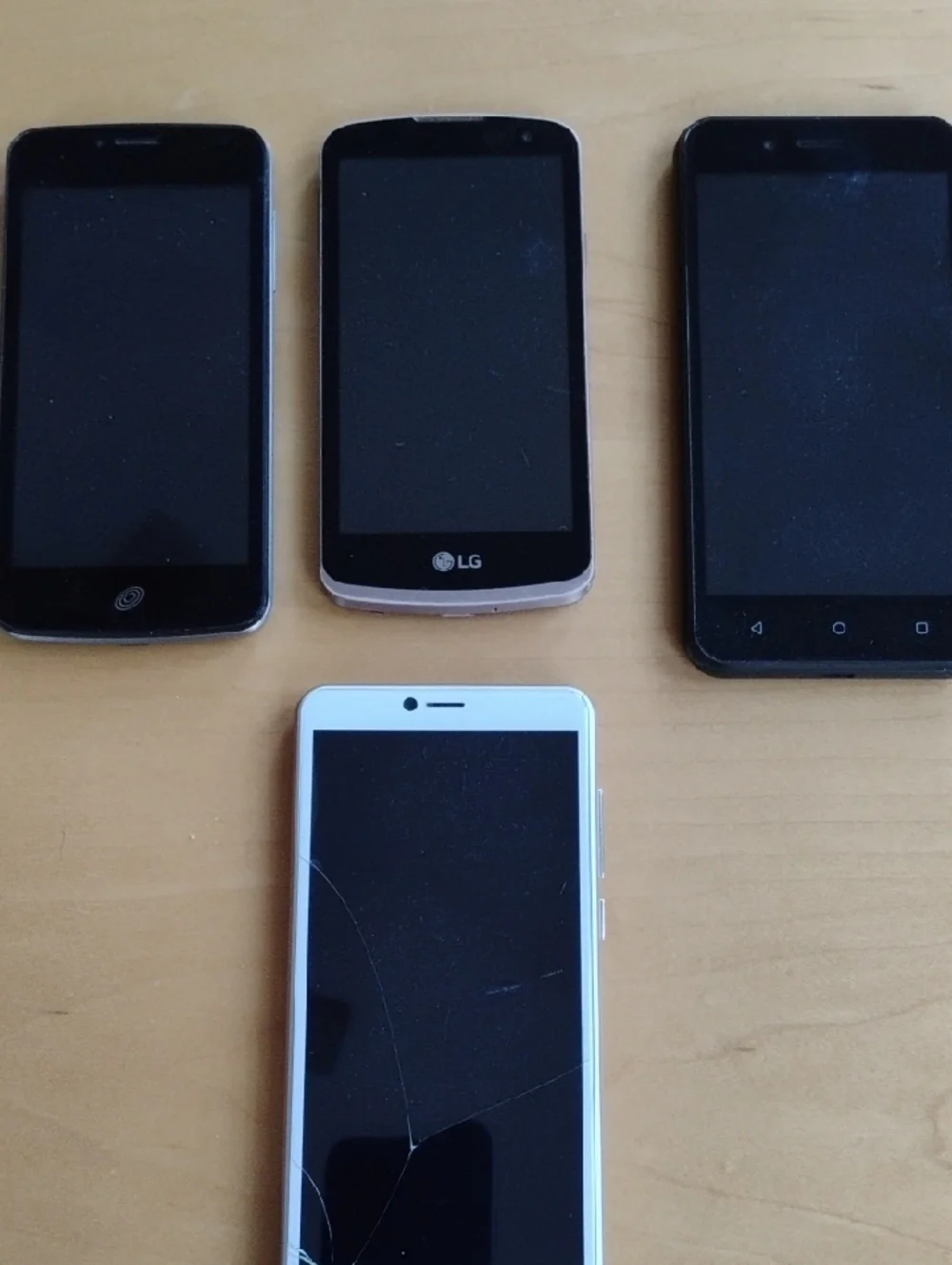 LG Multi-Color Cell Phone Lot - Black, White, Pink/Champagne BUNDLE
